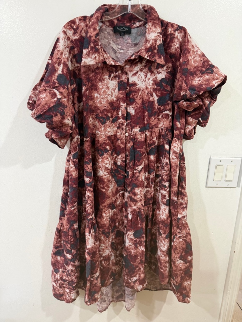 Apt. 9 Maroon and Black Abstract Button-Front Dress